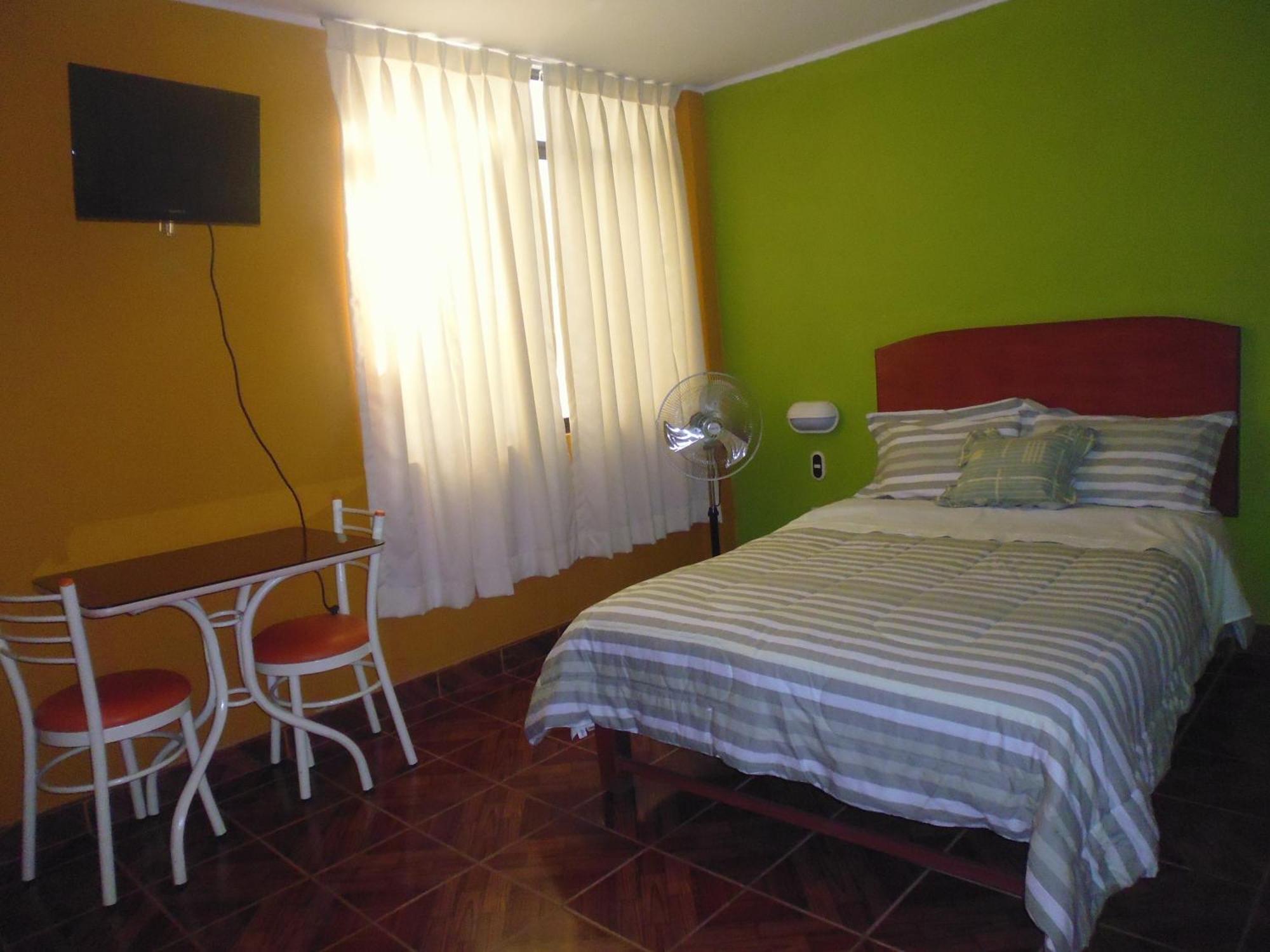 Hostal Real Alcazar Nazca Oda fotoğraf