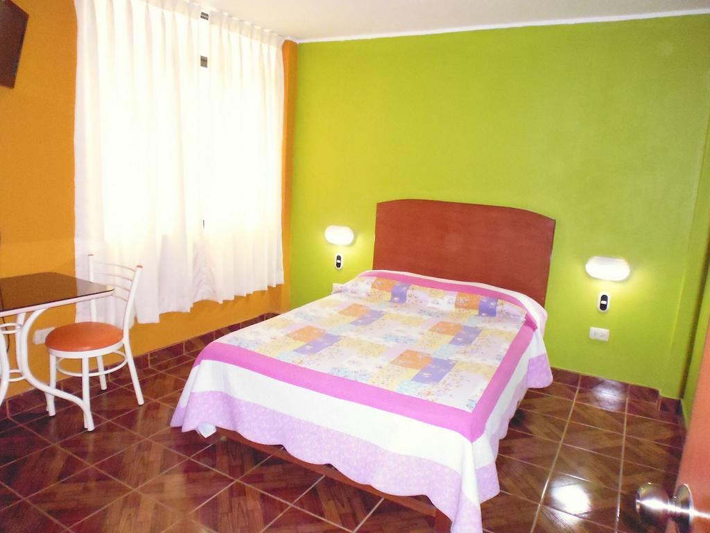 Hostal Real Alcazar Nazca Oda fotoğraf